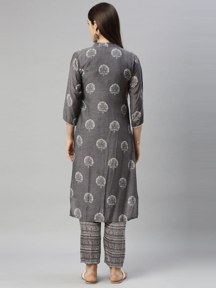 Neerus Grey muslin straight kurti - detail view 3
