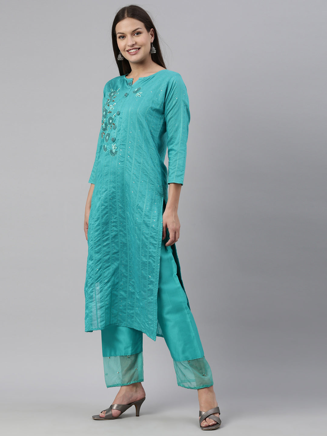 Neerus Green Chanderi printed kurta set - side view