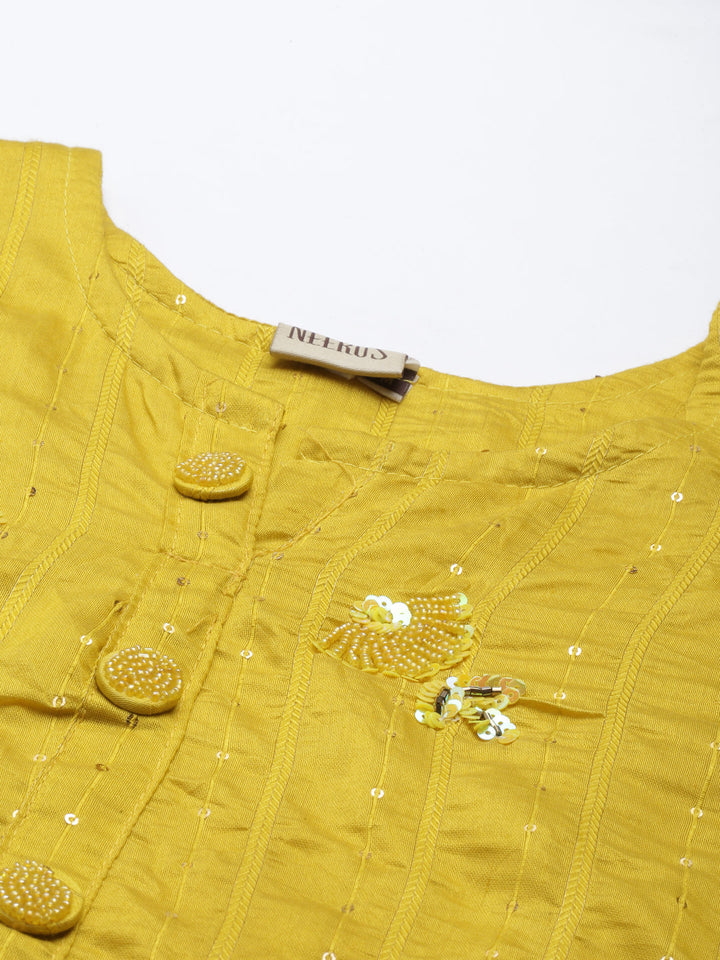 Neerus Yellow Chanderi straight kurta set - back view