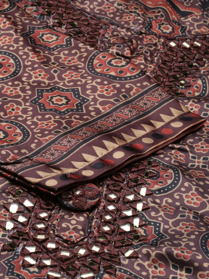 Neerus Brown silk printed kurta set A-line - detail view 4
