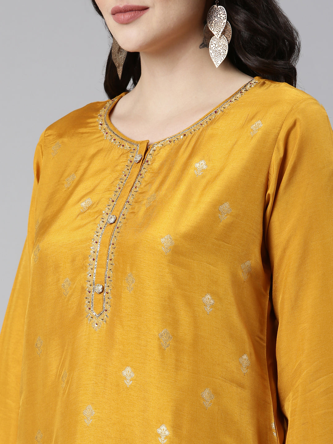 Neerus Gold Banarasi printed kurta set - detail view 1