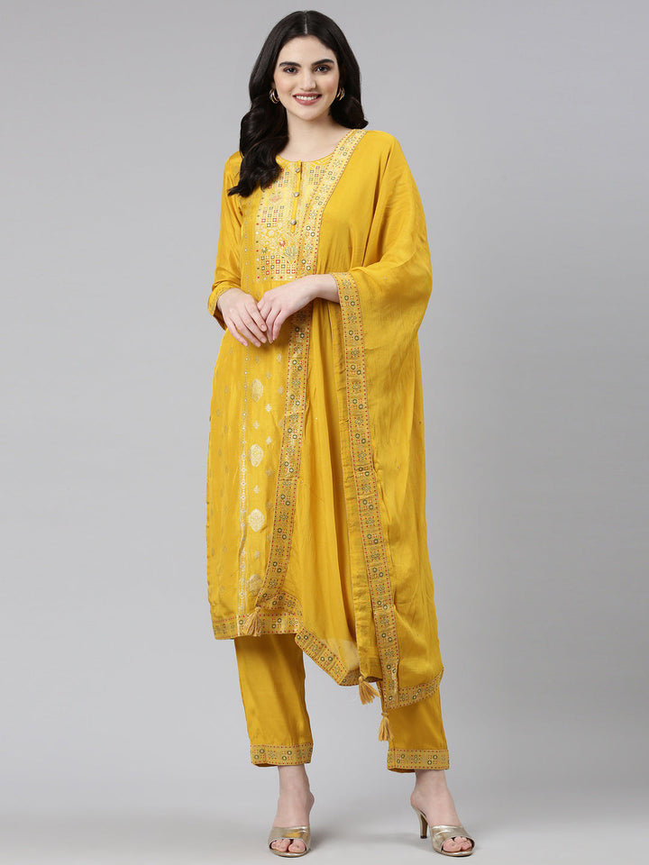 Neerus Yellow printed straight kurta set - detail view 2