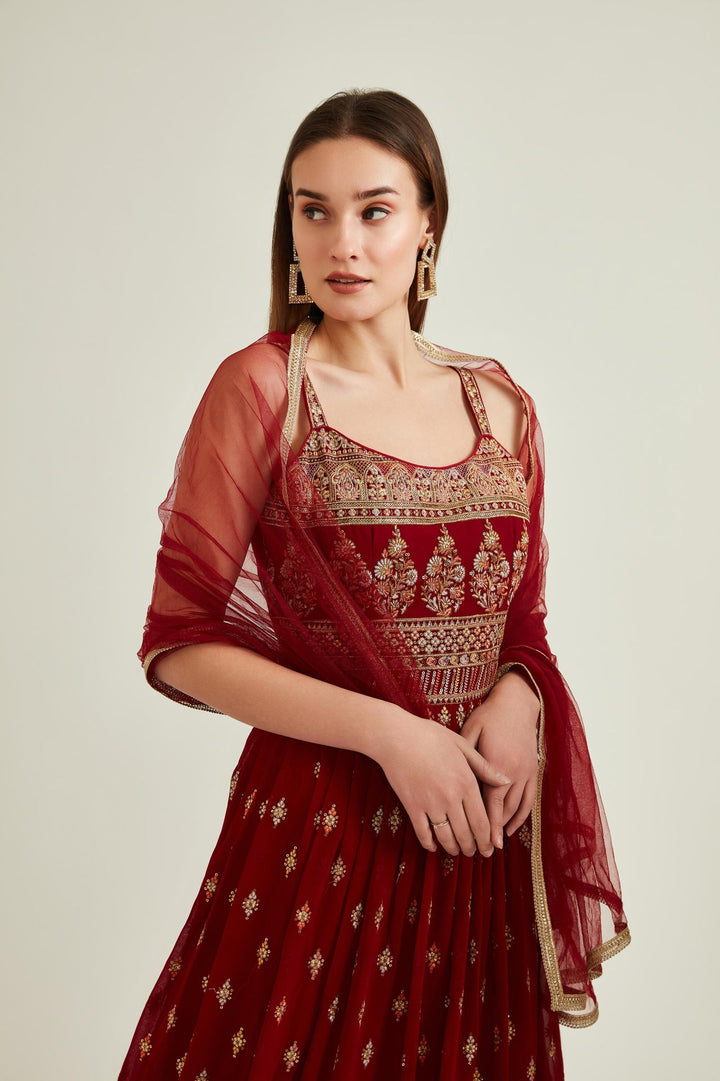 Neerus Maroon georgette embroidered Anarkali kurta set - front view
