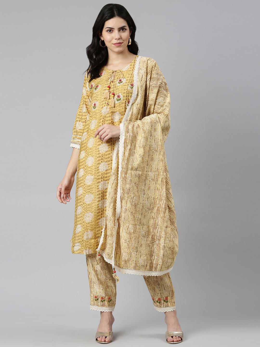 Neerus Yellow printed straight kurta set with dupatta - detail view 2