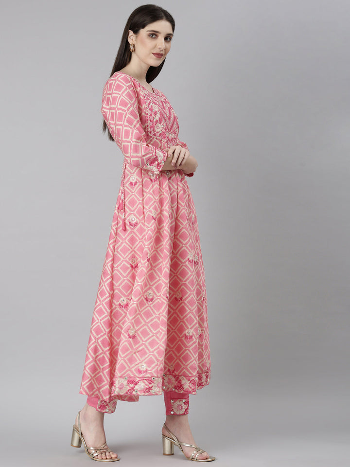 Neerus Pink printed straight kurta set with trouser and dupatta - back view