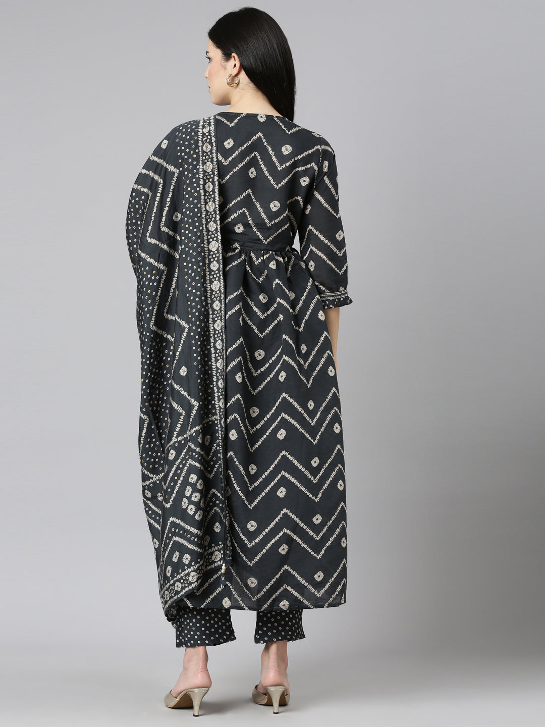 Neerus Grey printed Nyra cut kurta set - side view