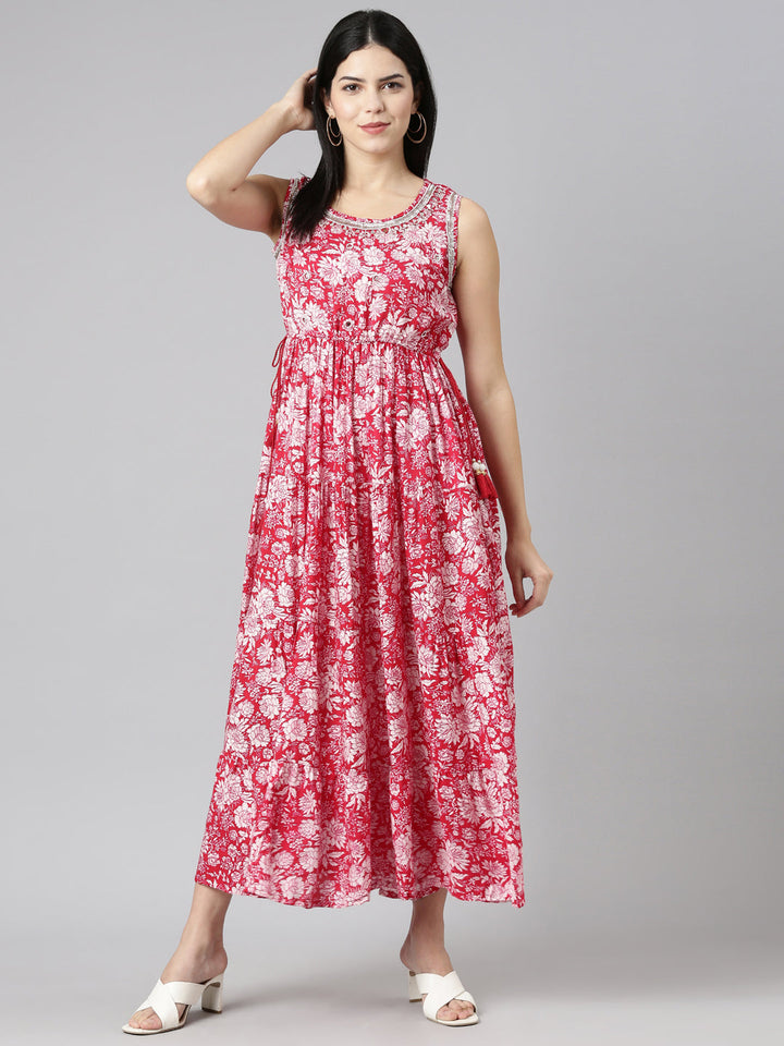Neerus Pink printed straight gown - detail view 2