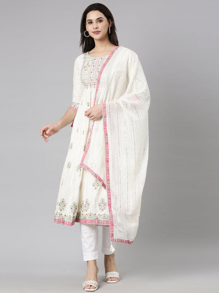 Neerus White Chikankari Floral Suit Set - front view
