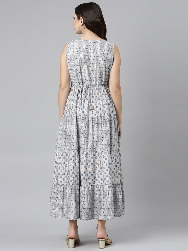 Neerus Purple printed straight dress - side view