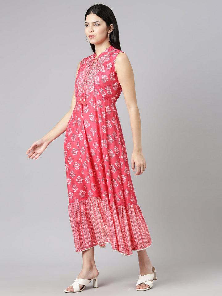 Neerus Pink muslin printed straight dress - back view