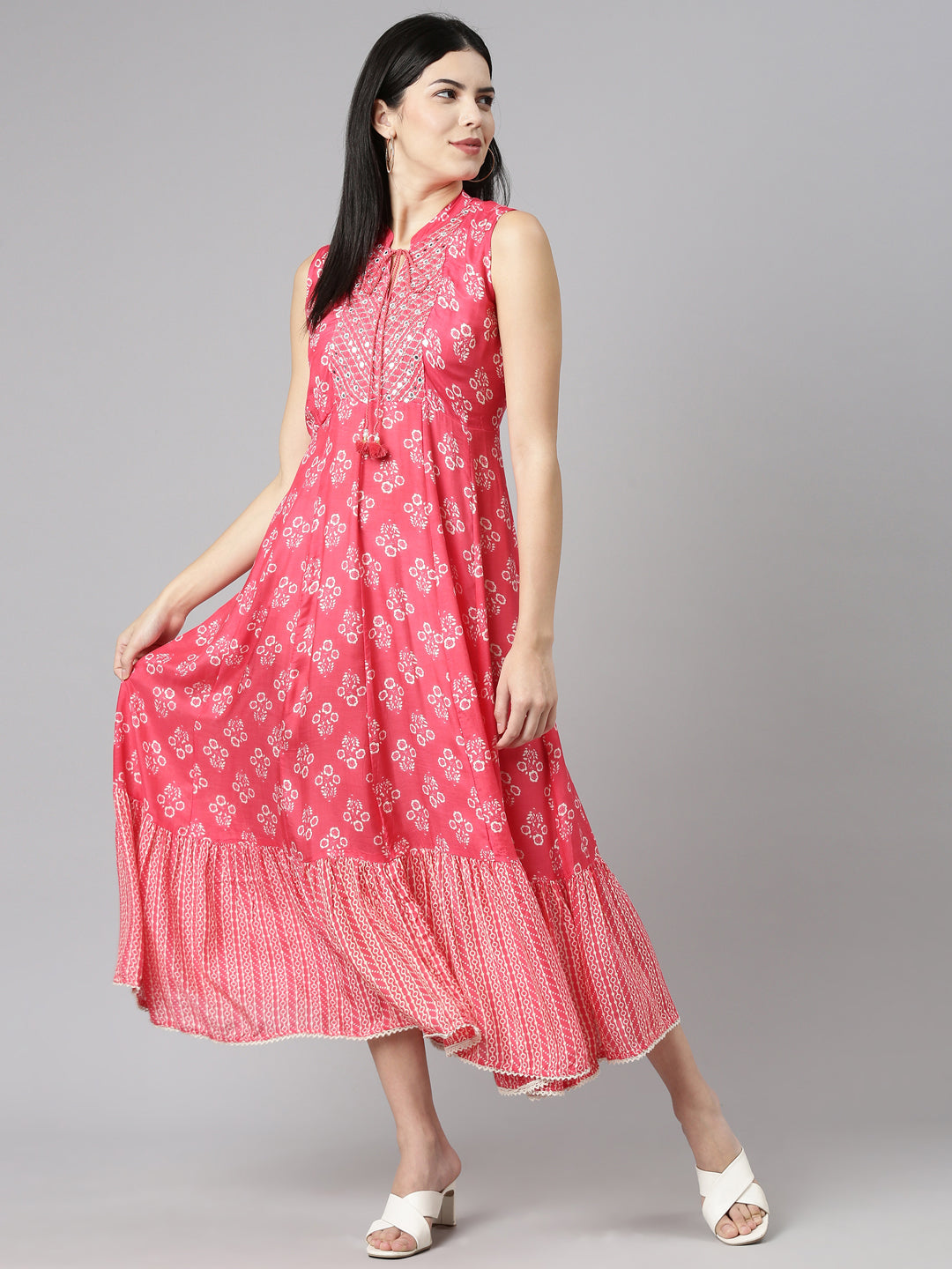 Neerus Pink muslin printed straight dress - detail view 2