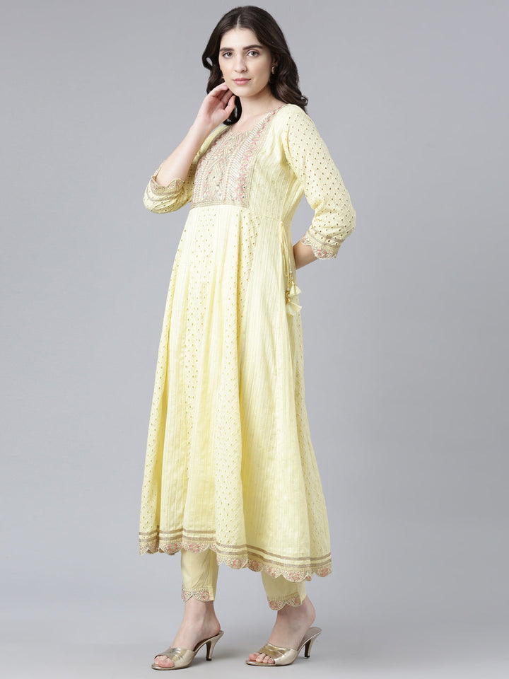 Neerus Yellow georgette printed kurta set with trousers and dupatta - back view
