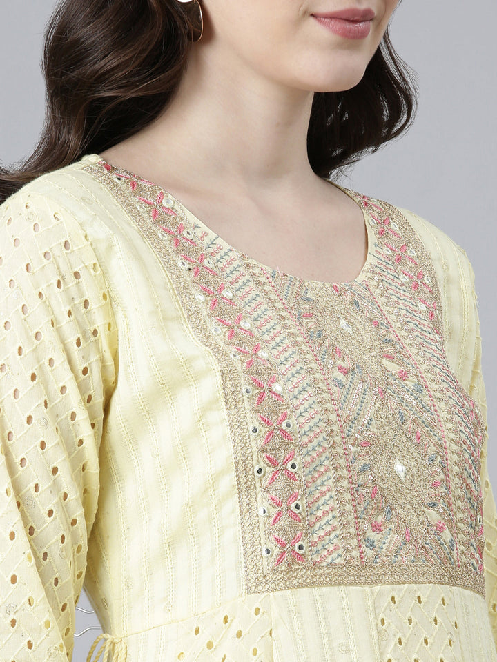 Neerus Yellow georgette printed kurta set with trousers and dupatta - detail view 1