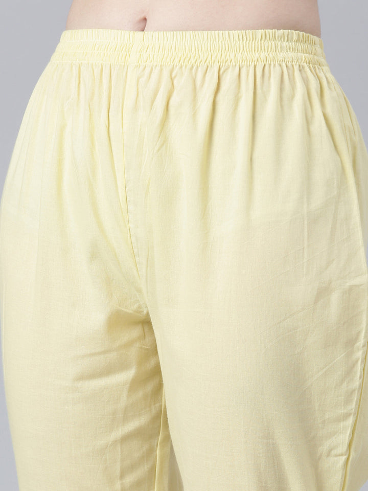 Neerus Yellow georgette printed kurta set with trousers and dupatta - detail view 3
