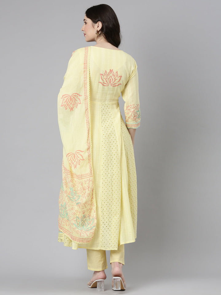 Neerus Yellow printed straight kurta set with dupatta - side view