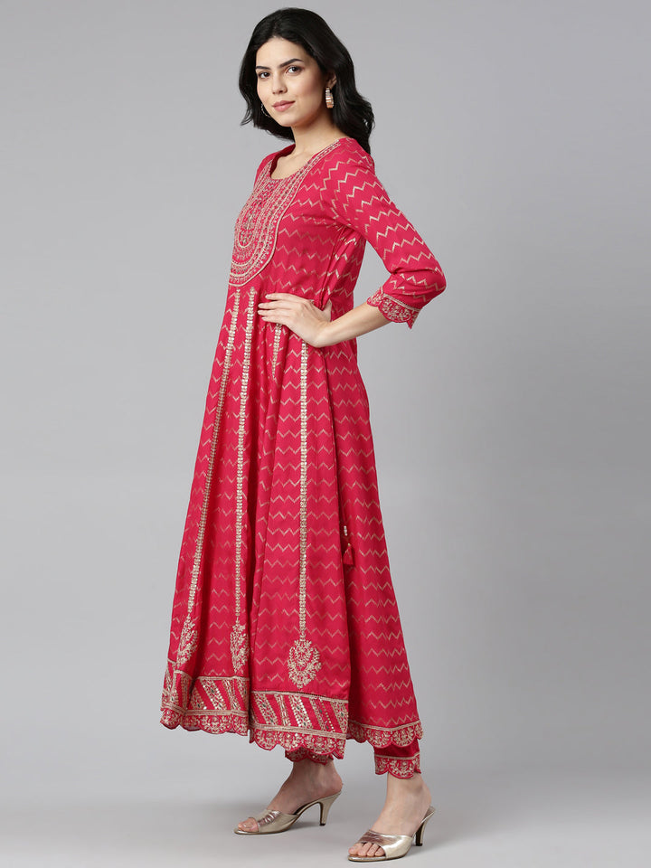 Neerus Pink printed straight kurta set with trouser and dupatta - back view