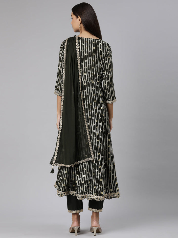 Neerus Olive Regular Straight Floral Kurta And Trousers With Dupatta