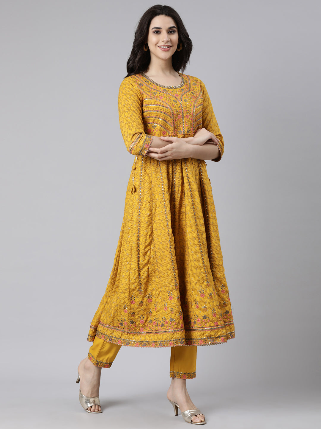 Neerus Yellow viscose rayon printed suit set - back view