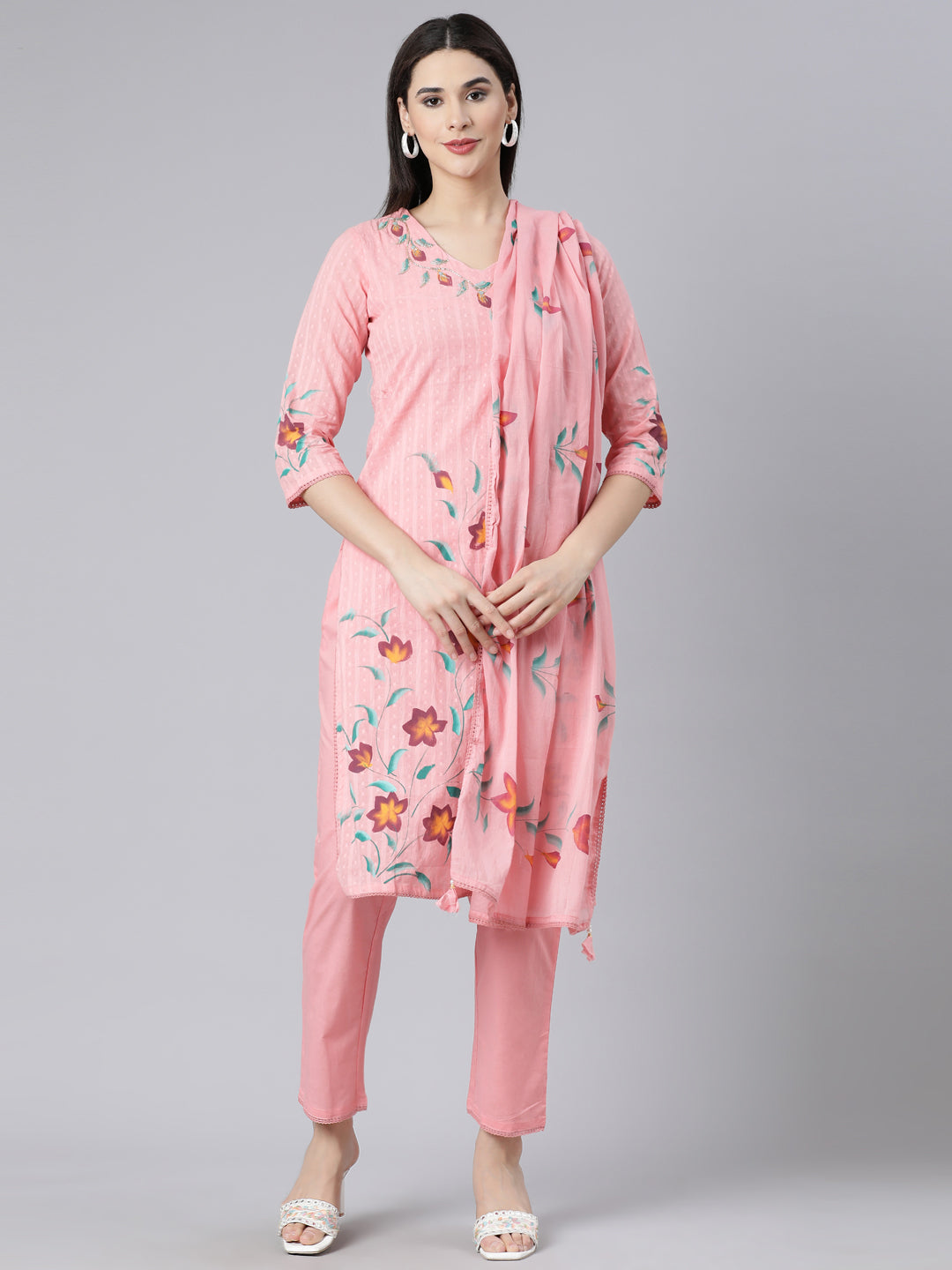 Neerus Pink cotton printed suit set - front view