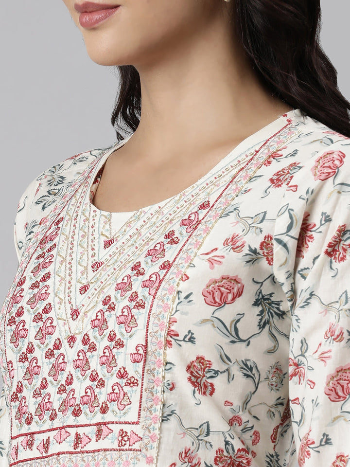 Neerus White printed straight suit set panelled kurta with trousers and dupatta - detail view 2