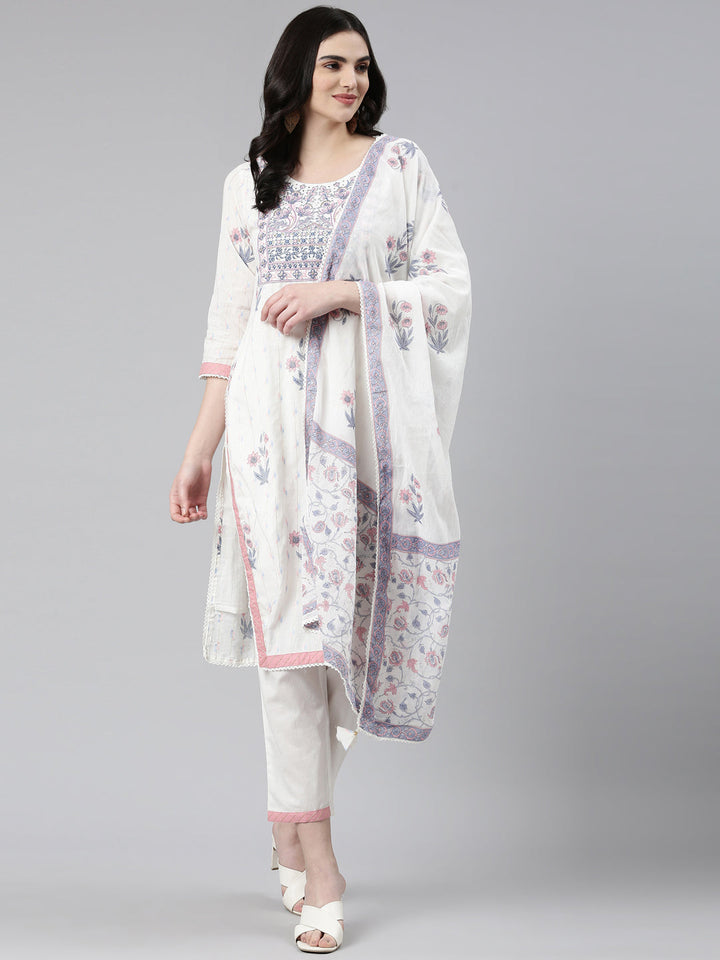 Neerus White printed straight kurta set with dupatta - detail view 2