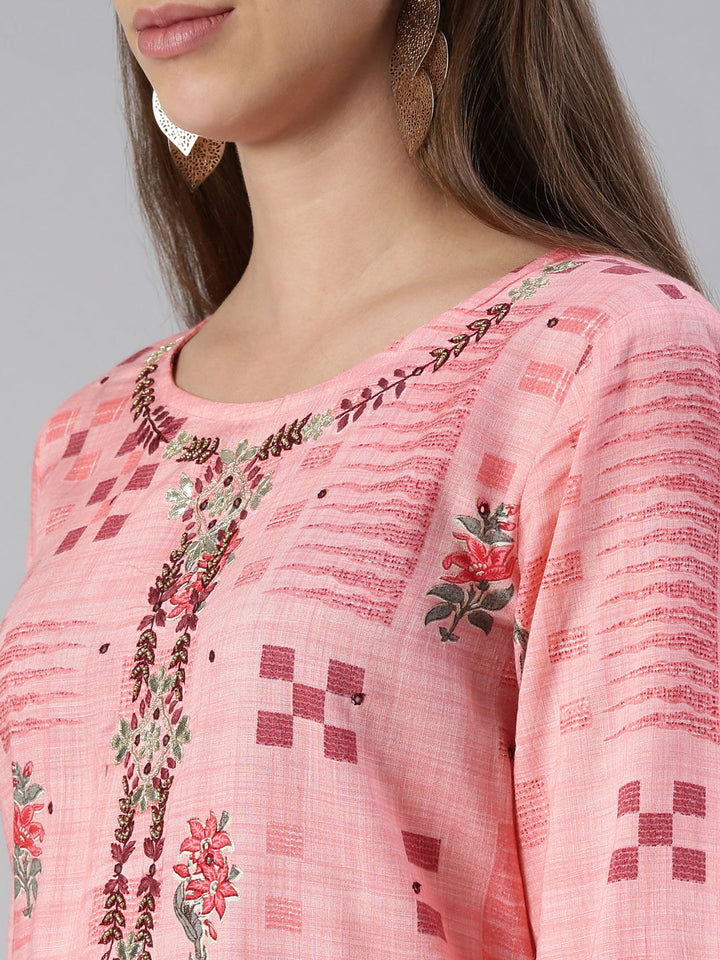 Neerus Pink viscose rayon embroidered kurta set - detail view 1