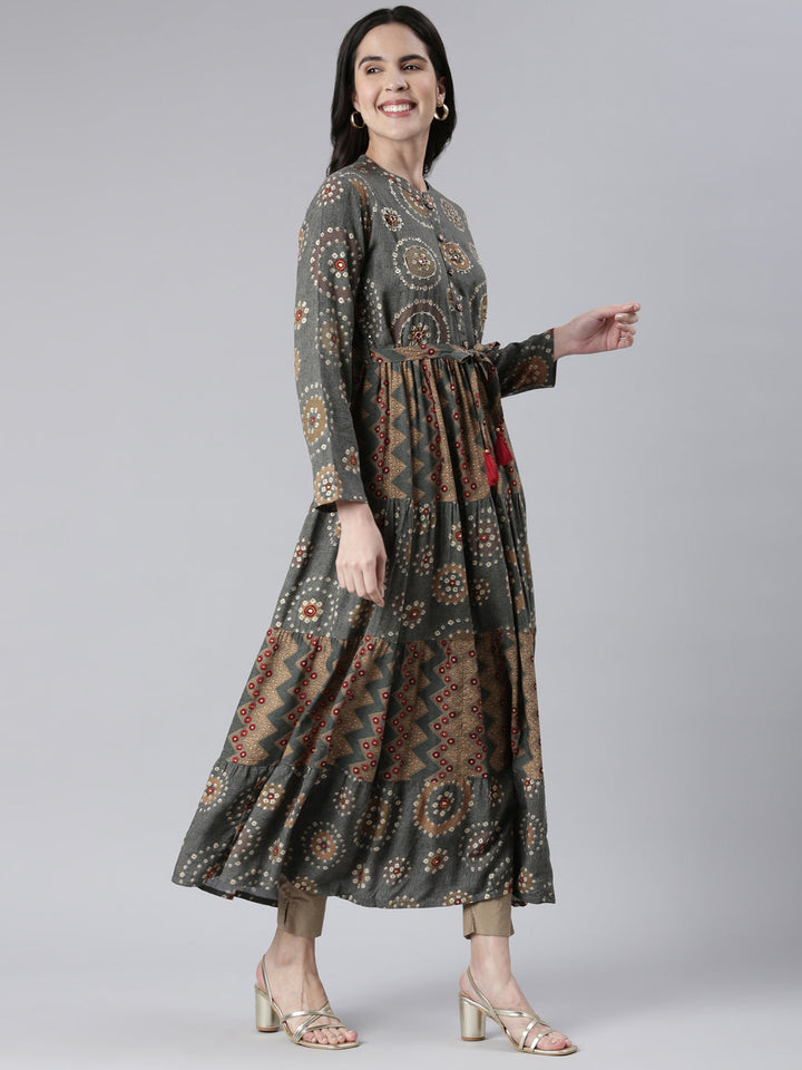 Neerus Grey printed maxi dress - back view