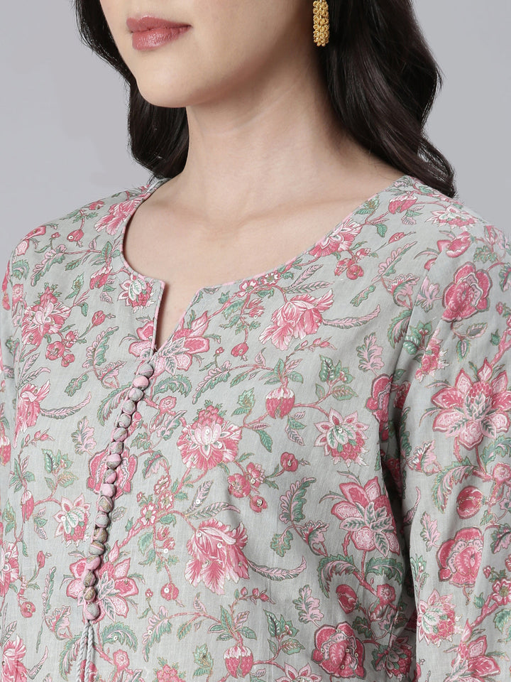 Neerus Grey printed straight kurta set with trousers - detail view 1