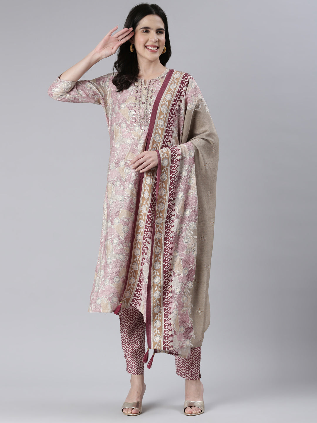 Neerus Maroon printed kurta set with trouser and dupatta - detail view 2