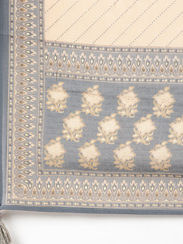 Neerus Grey solid straight kurta set with trouser and dupatta - detail view 4