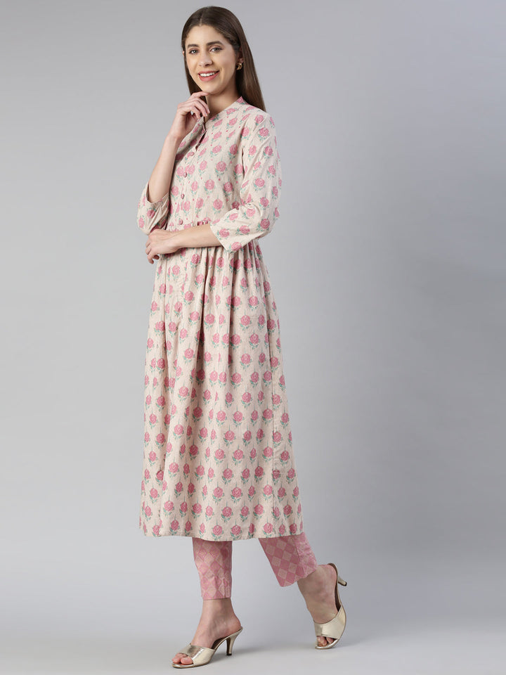 Neerus Pink printed straight kurta set with trousers - back view