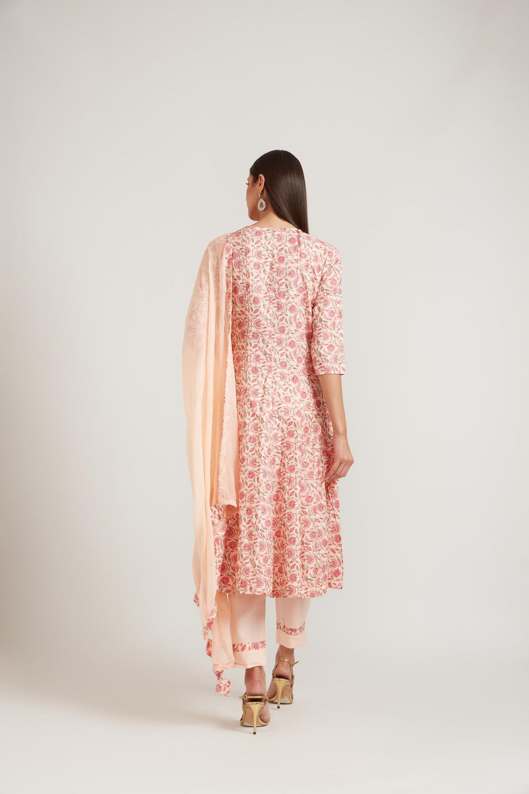 Neerus Orange cotton suit set - detail view 2