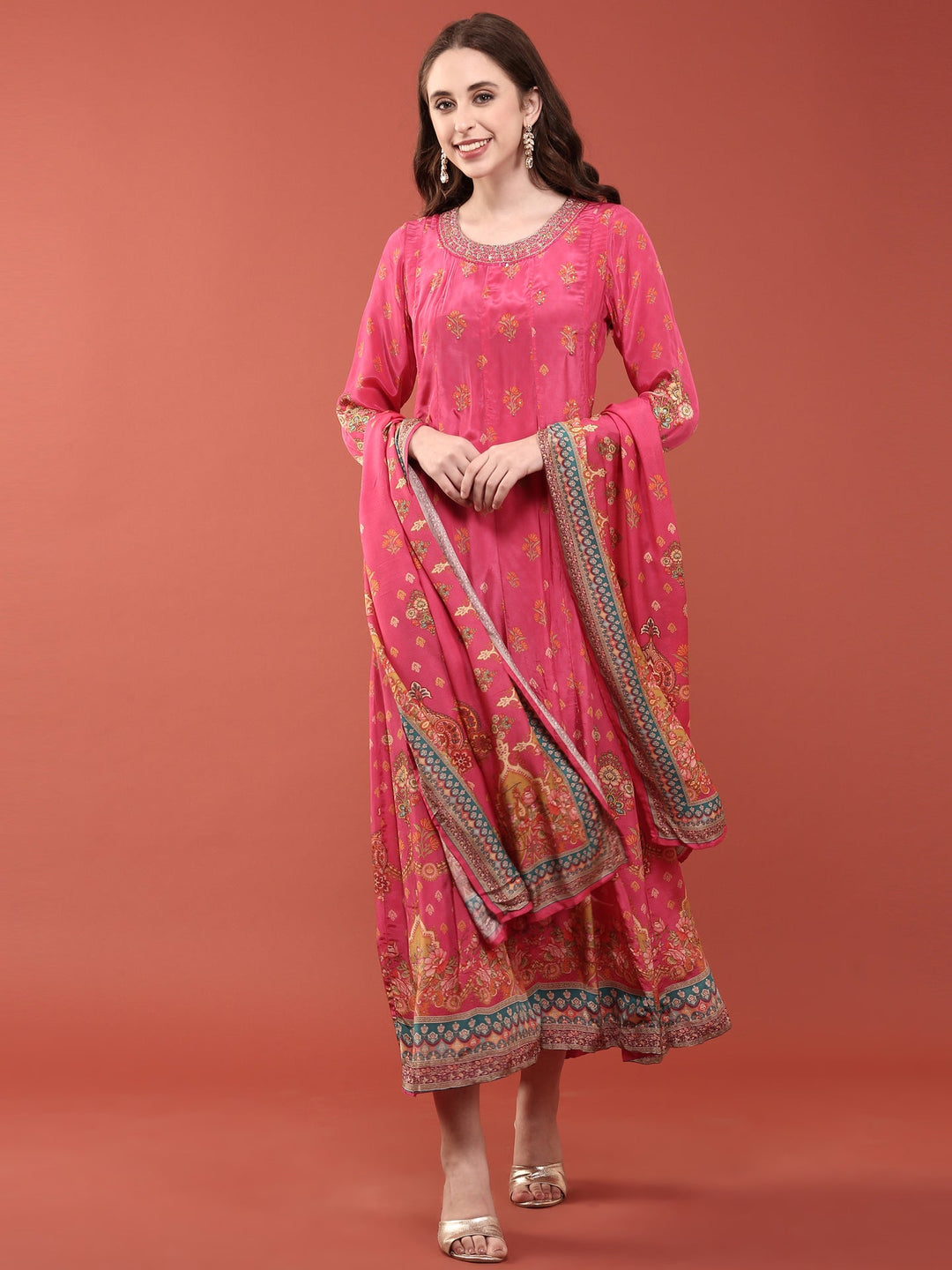 Neerus Pink crepe digital printed suit set - front view