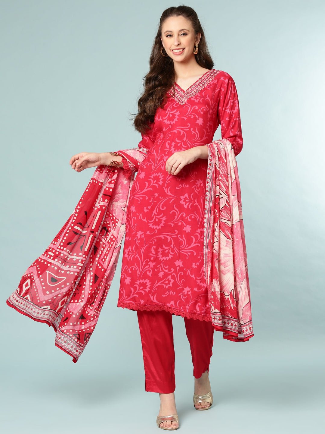 Neerus Pink silk digital printed suit set - detail view 2