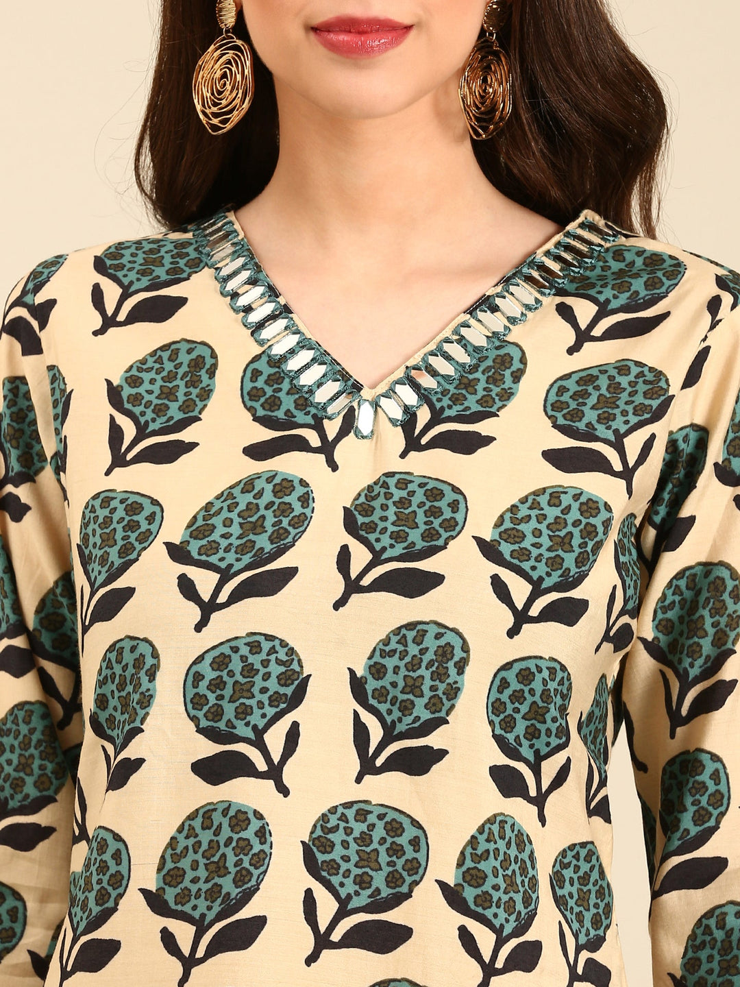 Neerus Beige modal block printed suit set - detail view 1
