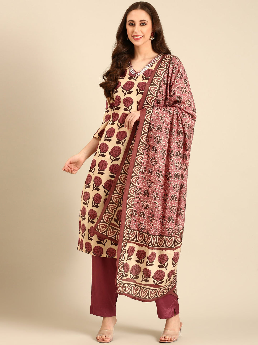 Neerus Maroon modal block printed suit set - detail view 2