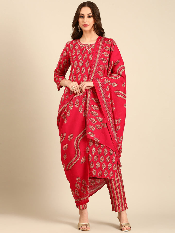 Red floral printed three piece suit set with embroidery