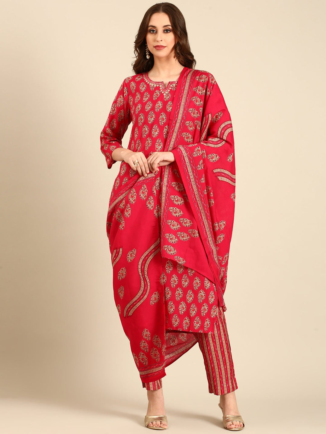 Neerus Red modal mirror work suit set - front view