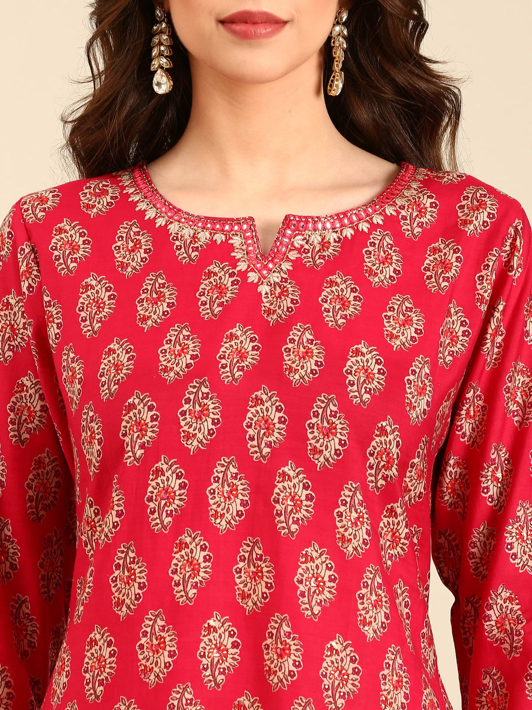 Neerus Red modal mirror work suit set - detail view 1