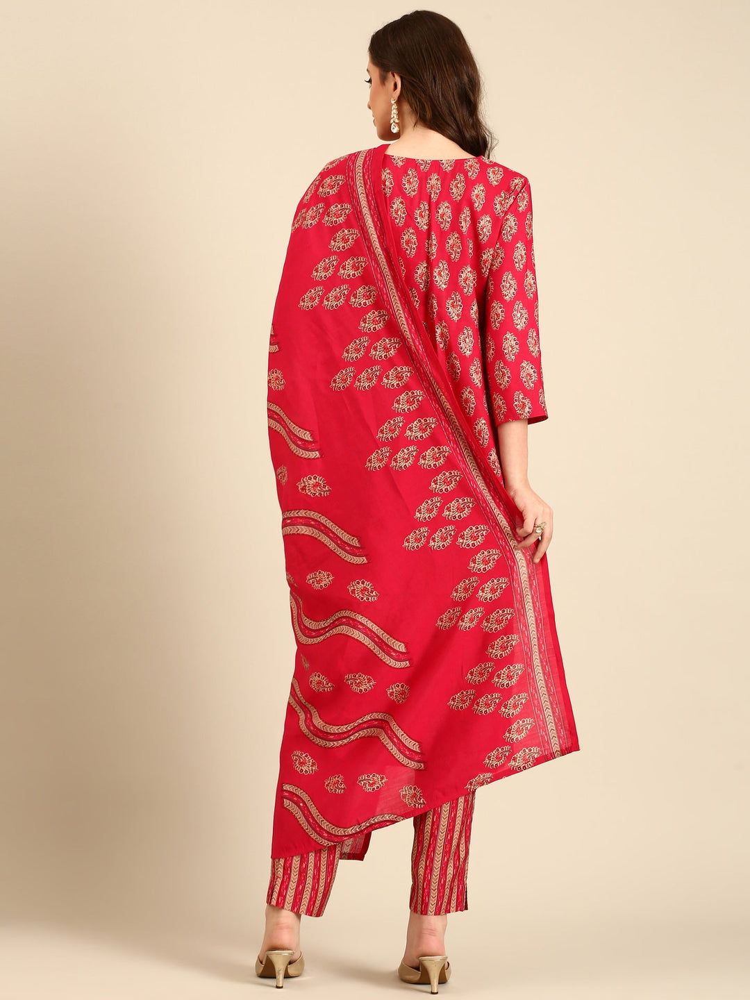 Neerus Red modal mirror work suit set - side view