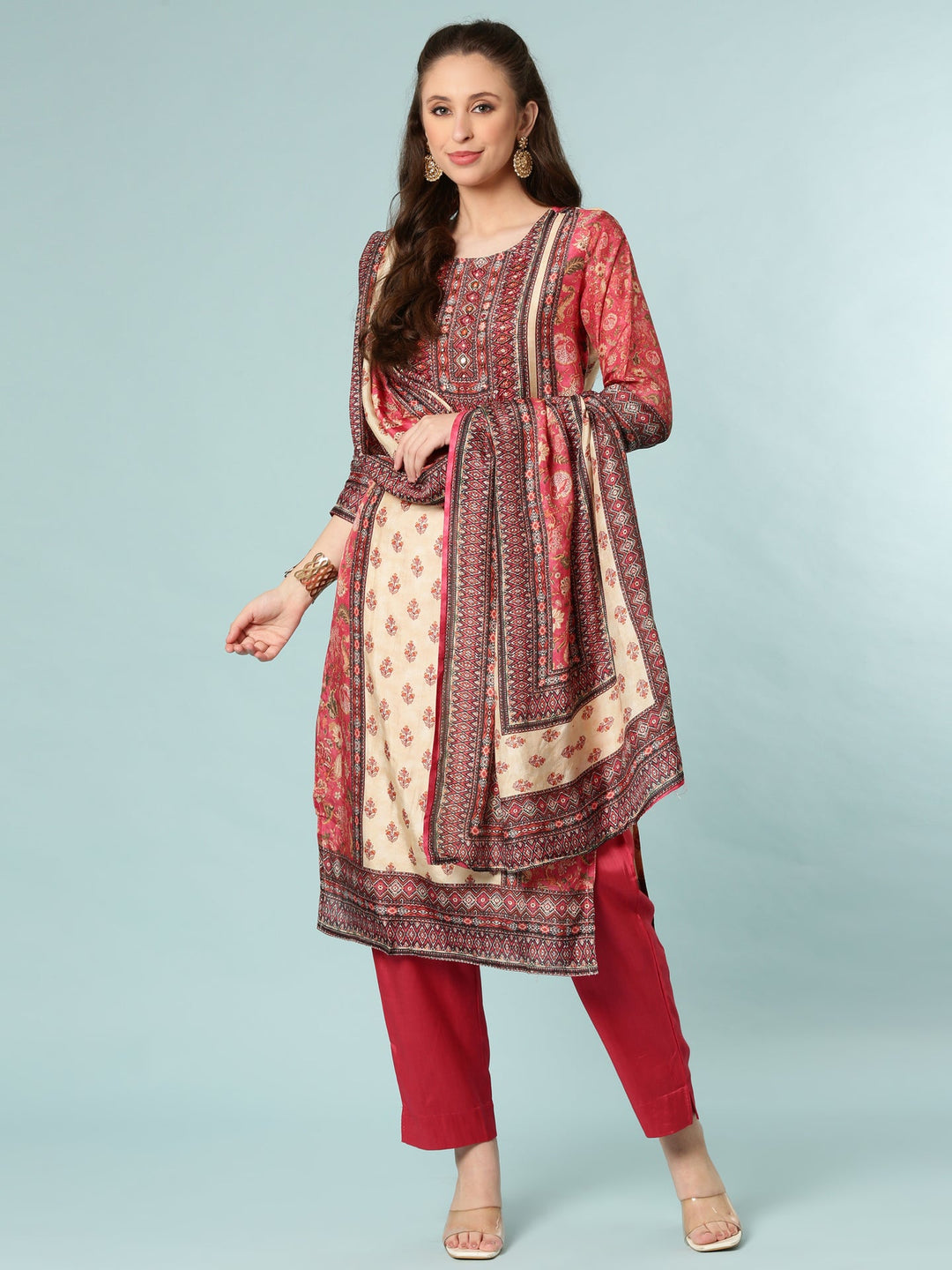 Neerus Red silk printed suit set - detail view 2