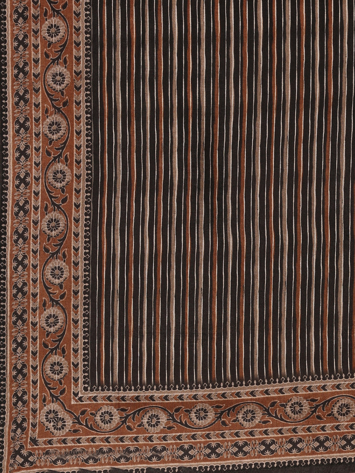 Neerus Black Silk Digital Printed Suit Set - detail view 4