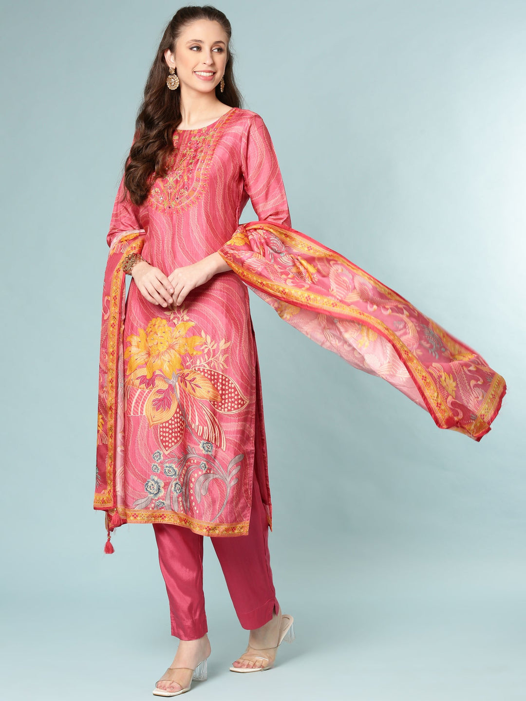 Neerus Pink Silk Digital Printed Suit Set - detail view 2