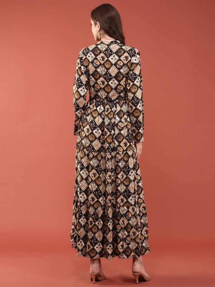 Neerus Black rayon printed maxi dress - side view