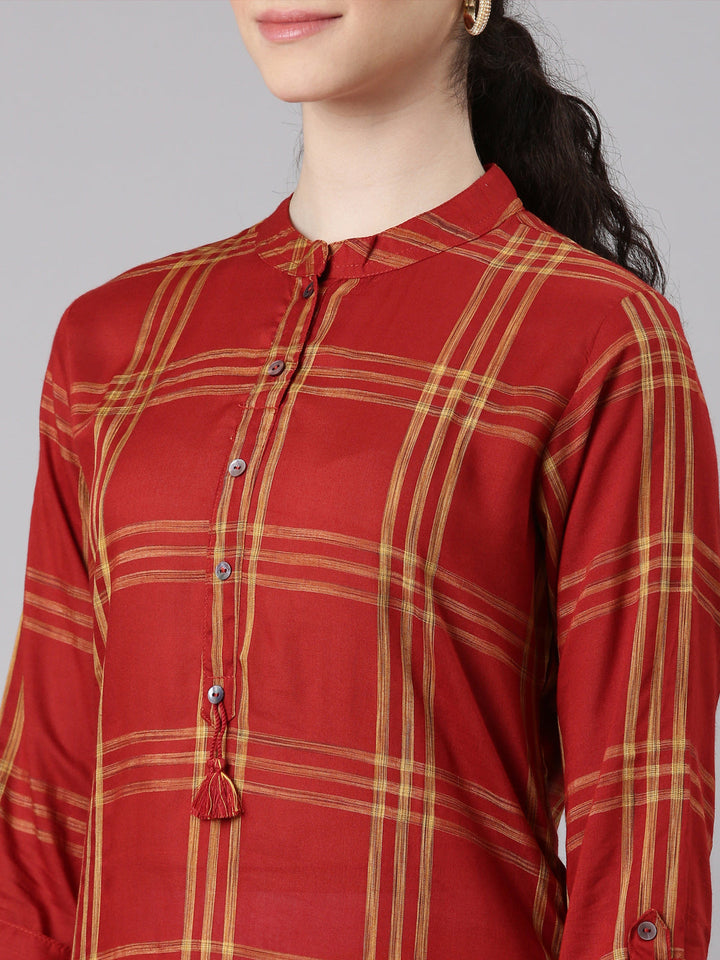 Neerus Red printed striped straight kurti - detail view 1