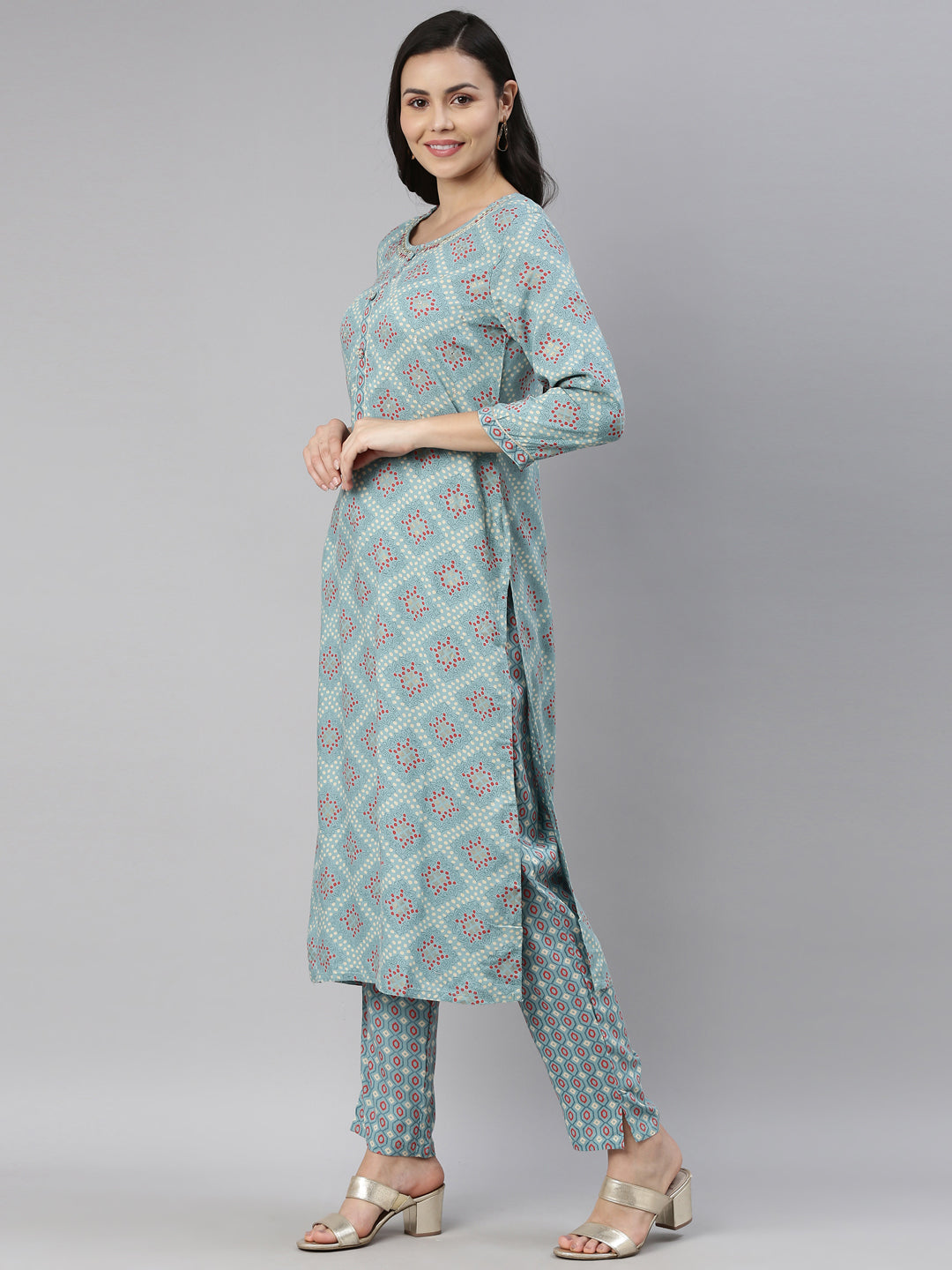 Neerus Blue printed ethnic kurta set with trousers - back view