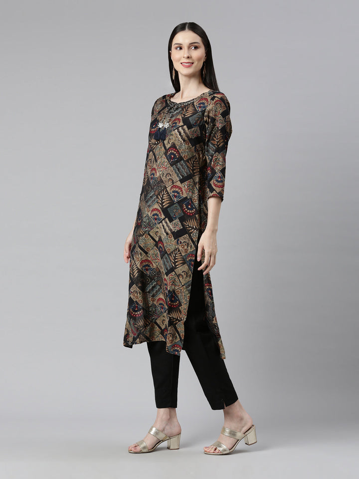 Neerus Black cotton printed kurta with keyhole neck - back view