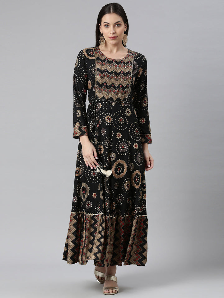 Neerus Black rayon printed floral kurti - front view