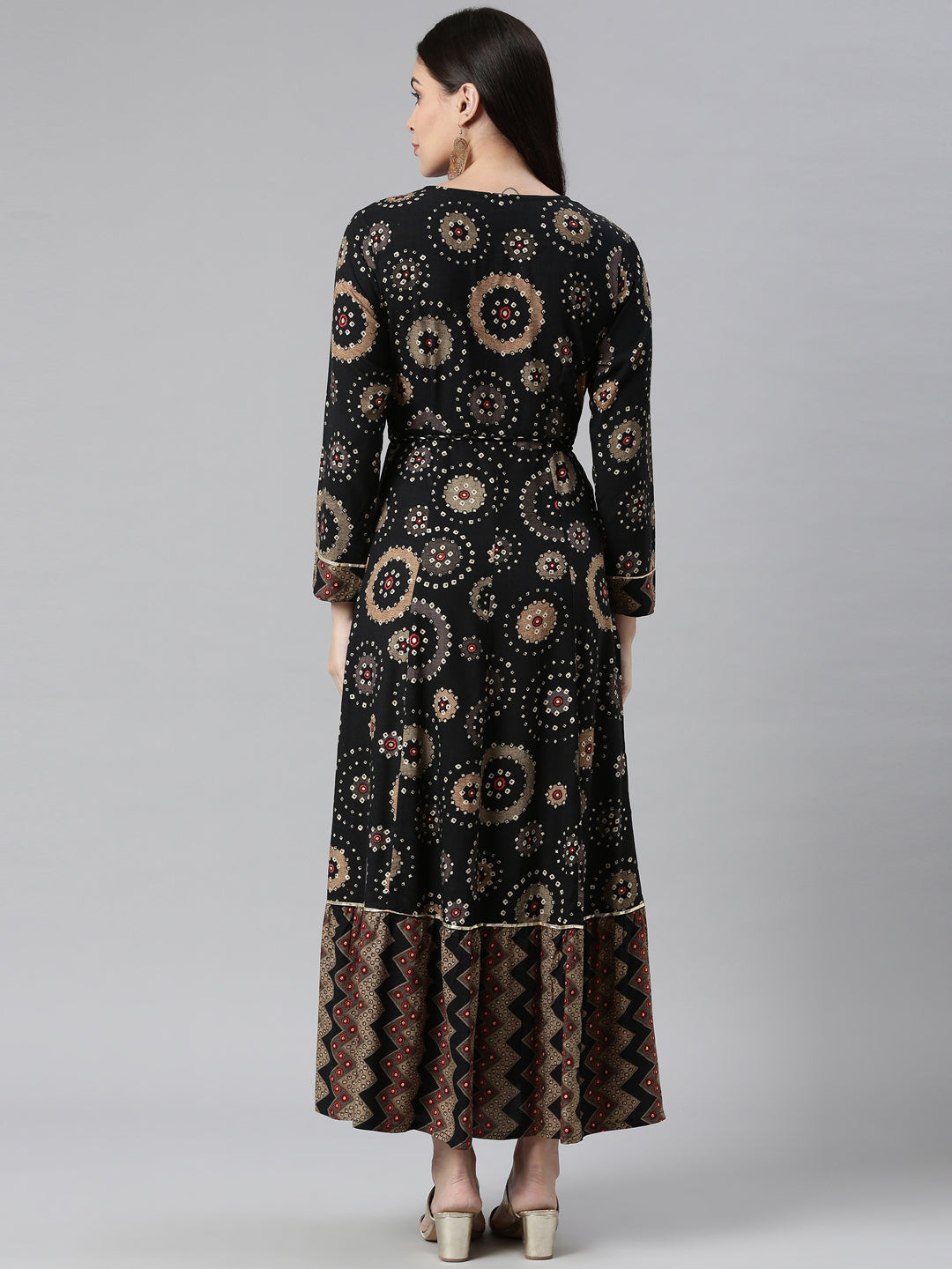Neerus Black rayon printed floral kurti - side view