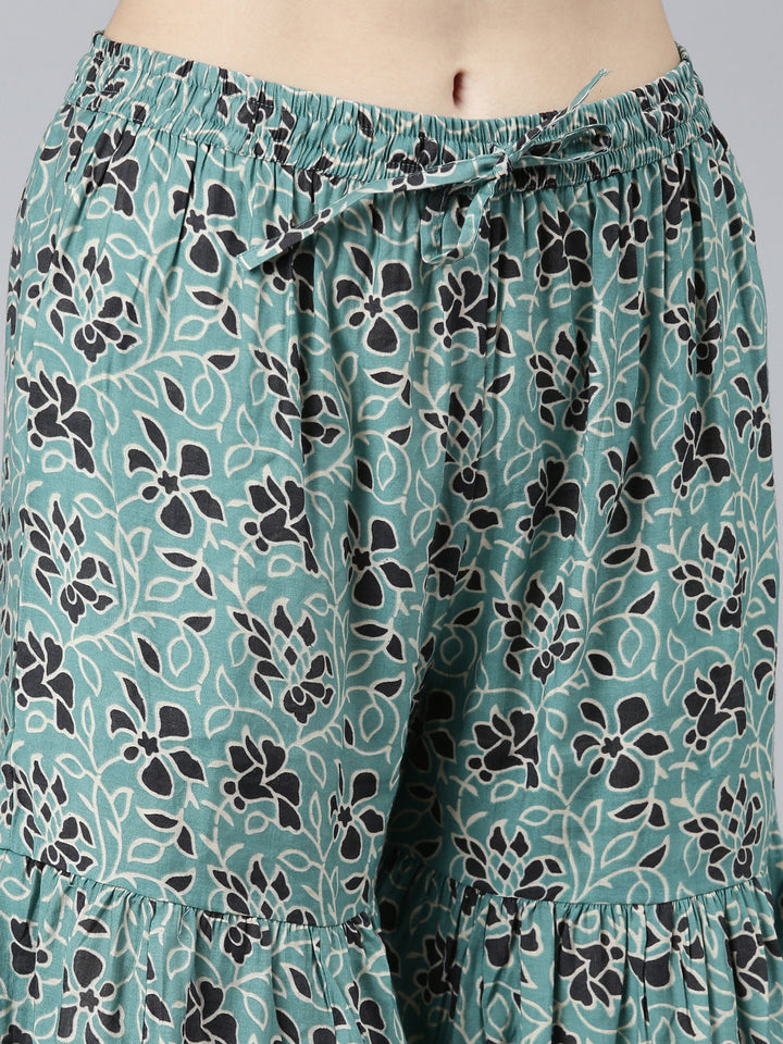 Neerus Green raw silk printed kurta set with sharara and dupatta - detail view 3